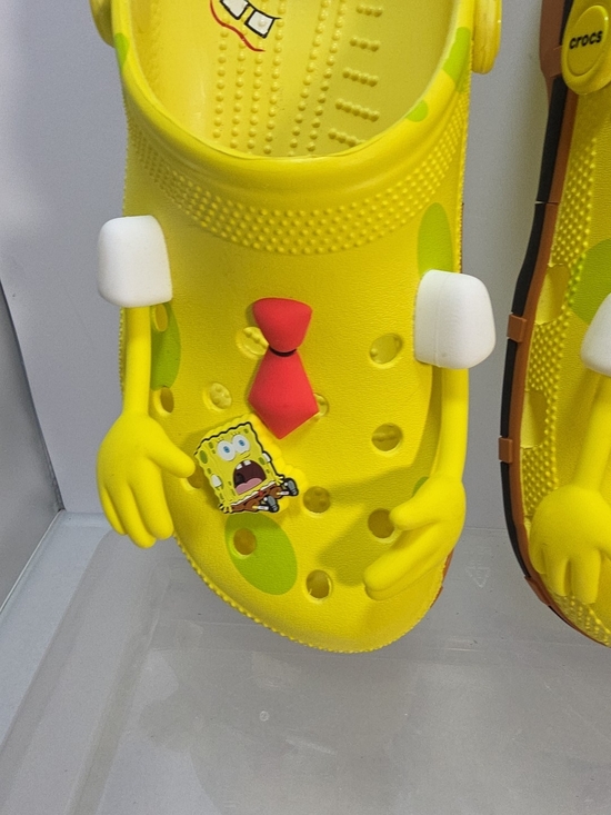 CROCS X Spongebob Squarepants Classic Clog Slip On Yellow Men 9 Women 11 main image 10